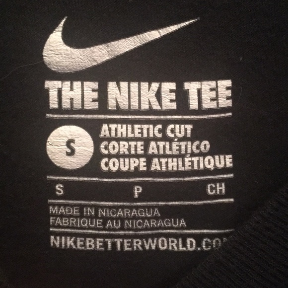 2/$11 EUC Nike tee men’s Small - Picture 2 of 2